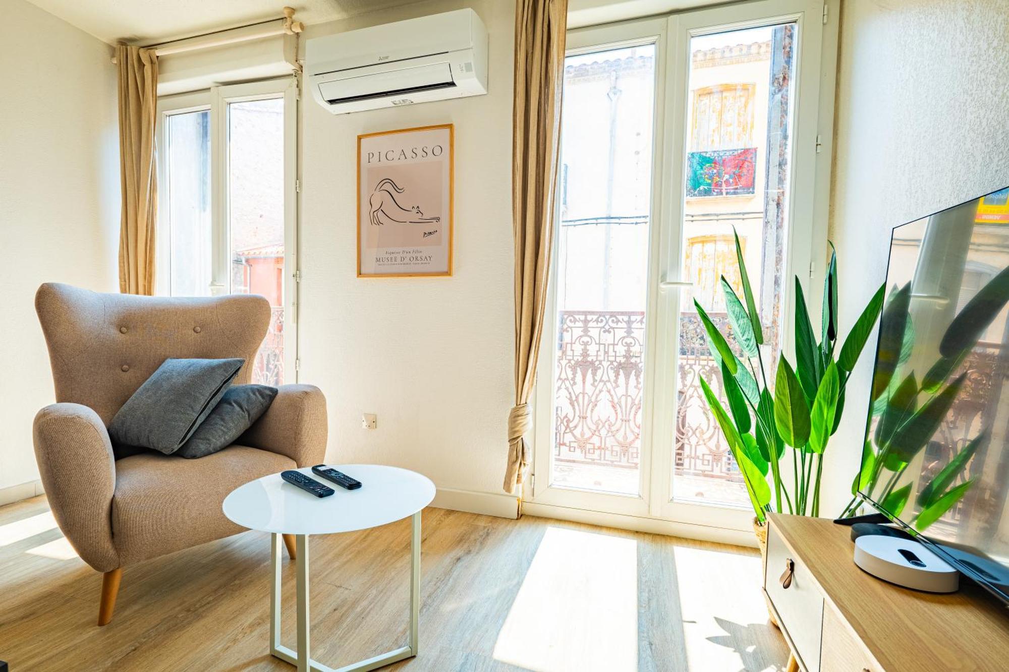 Les Suites Du Castillet Perpignan Exterior photo